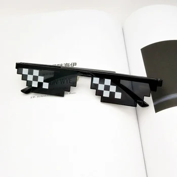 Nové Mozaiky Slnečné Okuliare Pre Pánske Dámske Pixel Čierna Retro Hráč Robot Slnečné Okuliare Cool Party Vintage Odtiene Okuliare Zábavné Hračky
