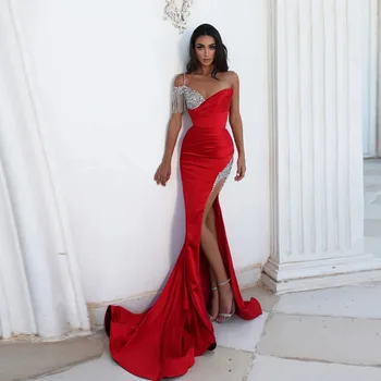 Moderné Sexy Červené Split Asymetrické Dlho Maxi Šaty Crystal Korálkové Jedného Pleca Prom Šaty Žien Party Šaty
