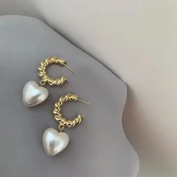 Ženy Šperky Sladké Srdce Pearl Náušnice Populárne Zlaté Pokovovanie Simulované Pearl Náušnice Kvapka Pre Fenku Dary