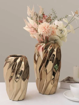 Nordic Light Luxusné Twisted Niť Pokovovanie Gold Silver, Keramické Hydroponické váza Domáce dekorácie in Moderné Dekoratívne vázy