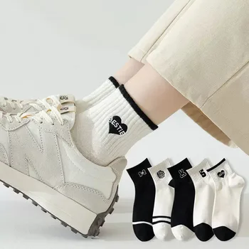 Jednofarebné Čierne Biele Ponožky Bavlna Priedušná Ženy Krátke Ponožky Cartoon Výšivky Japonský Kawaii Roztomilý Low Cut Členok Ponožky