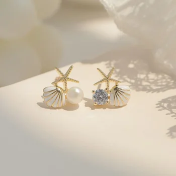 Móda Osobnosti Asymetrický Zirkón Stud Náušnice pre Ženy Jednoduché Hviezdice Shell Crystal Pearl kórejský Náušnice šperky Darček